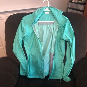 Columbia windbreaker